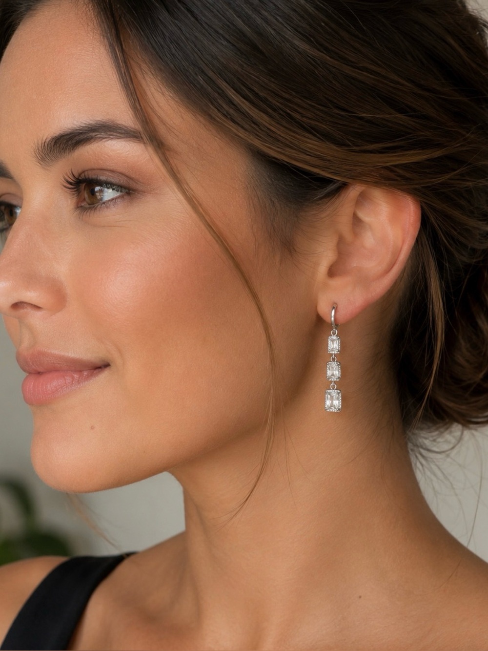 NEW!! Elegant 14k White Gold Plated Drop Cubic Zirconia Earrings